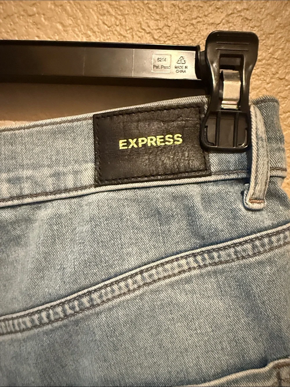 Express Light Blue Ripped Cropped Jeans - Picture 4 of 10